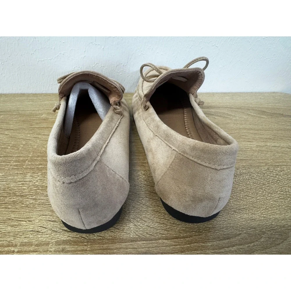Sand Faux Suede Driving Moccasin Loafers Car Shoes Bow Slip On Flats NIB Sz 8